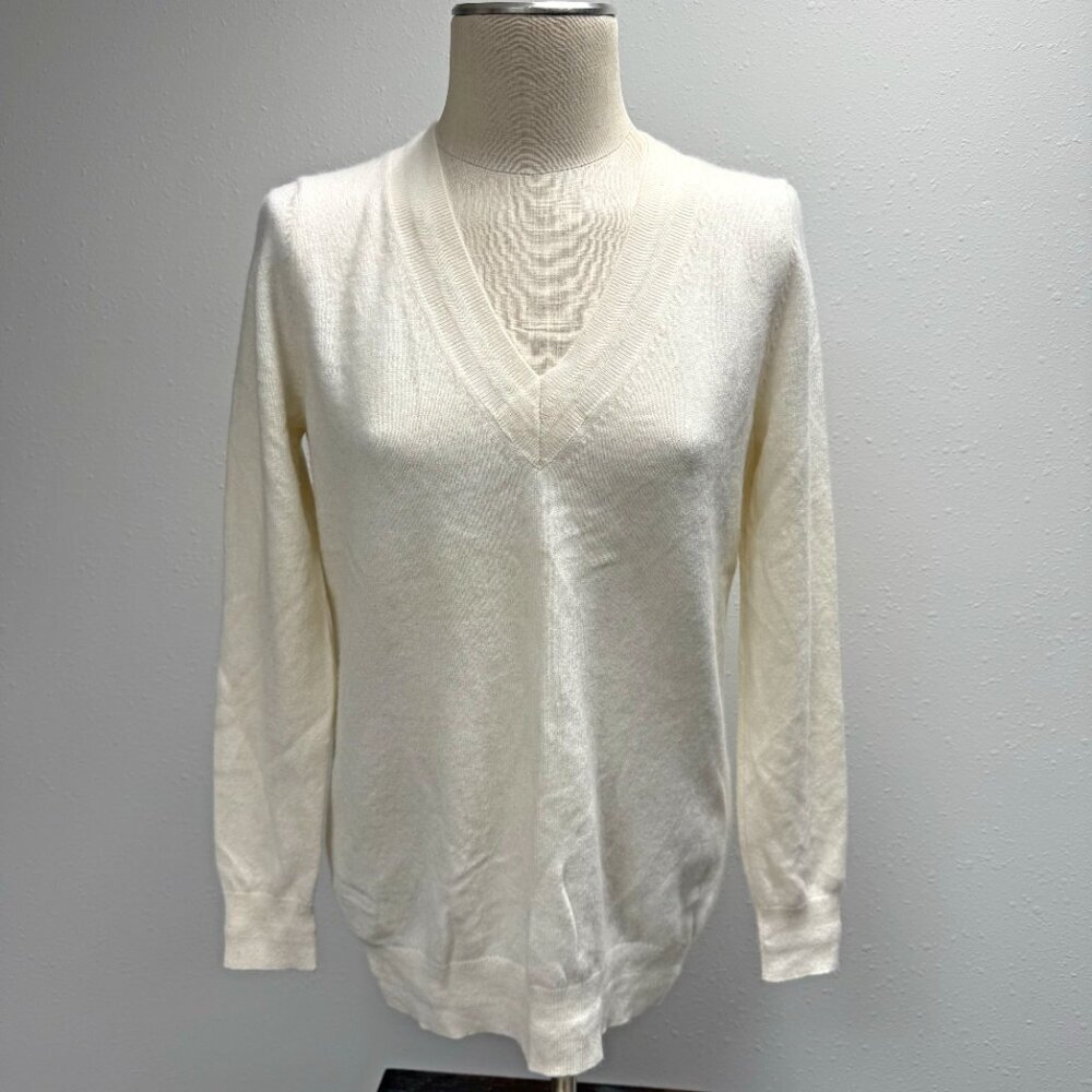 Boden Cashmere Sweater - Picture 2 of 10